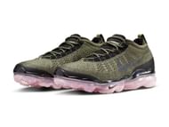 Nike Air Vapormax 2023 Flyknit "Medium Olive/Pink Oxford" sneakers (Image via Nike)